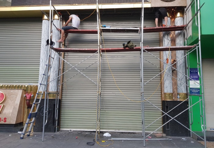 Cứu Hộ Cửa Cuốn Cấp Tốc Lâm Văn Bền