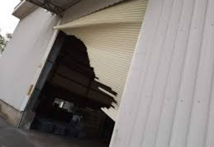 Sửa cửa cuốn bị sập tại Quận 7 – Xử lý nhanh, an toàn 24/24 | Hoàng Phát
