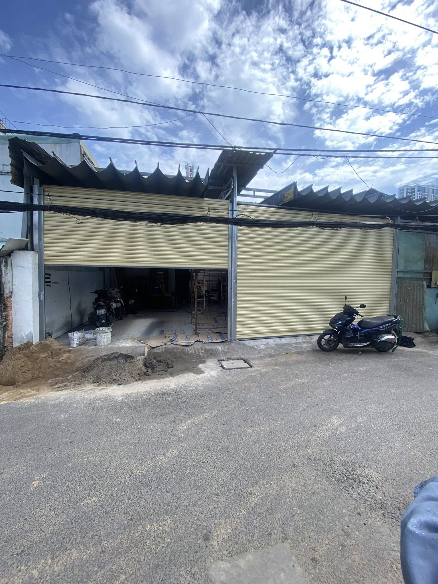 Cứu Hộ Cửa Cuốn Lâm Văn Bền Quận 7 