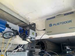 Sửa lưu điện cửa cuốn