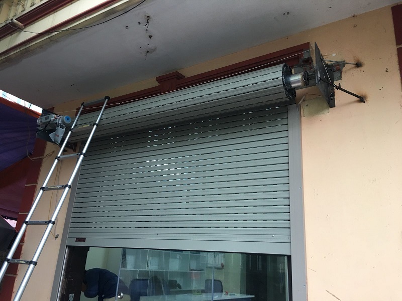 Sửa Cửa Cuốn Giá Rẻ Hưng Gia 2 Quận 7