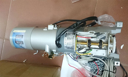 Thay Motor Cửa Cuốn Giá Rẻ Quận 7 