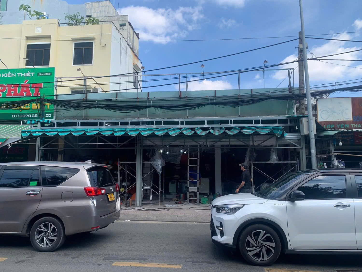 Cứu Hộ Cửa Cuốn Nhà Phố